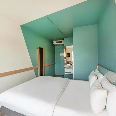 Koeln-porz Hotell 2*