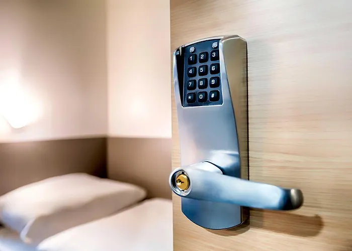 Hotel Ibis Budget Porz 3*